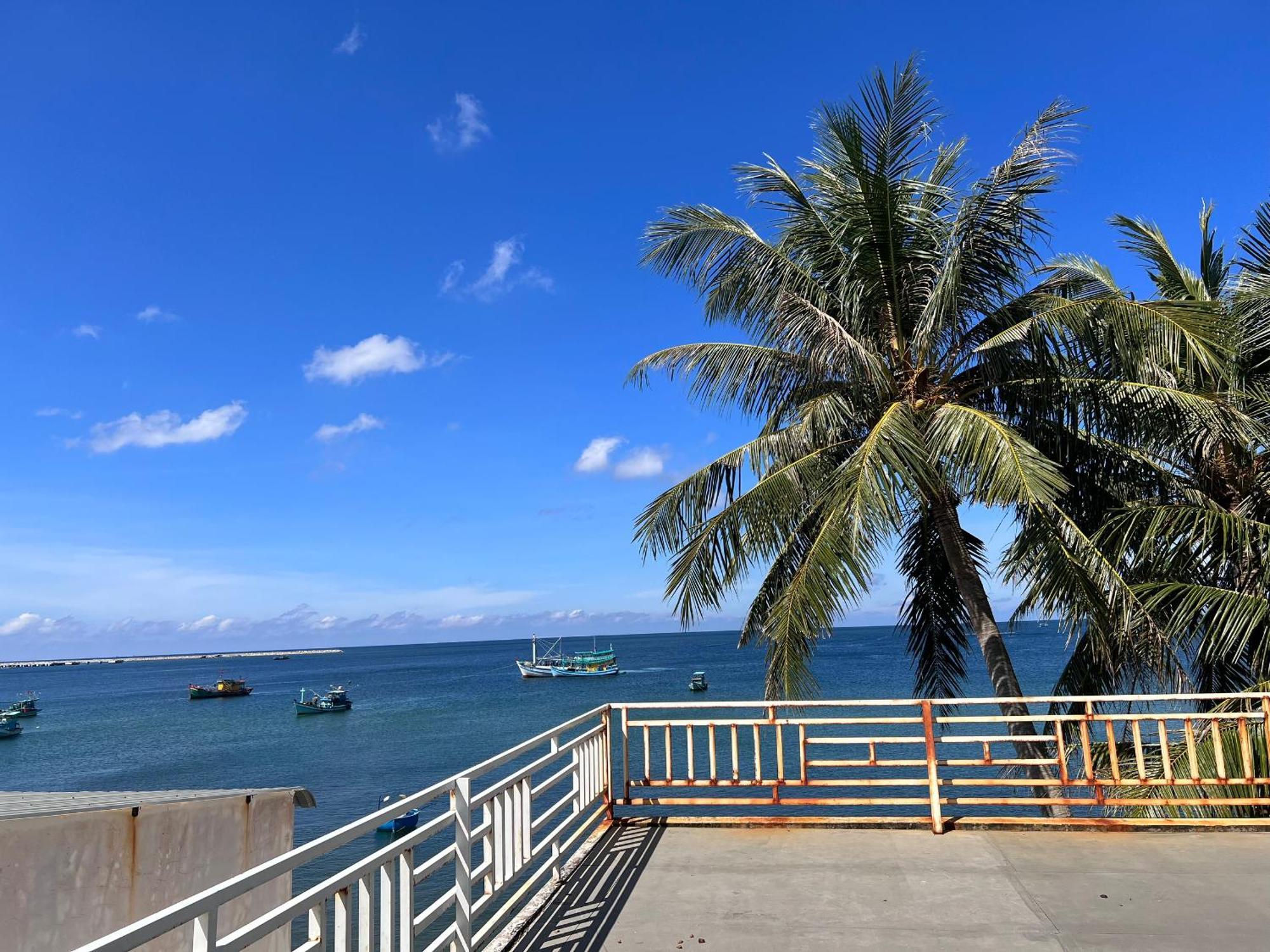 Larina Beach House Aparthotel Phu Quoc Exteriör bild